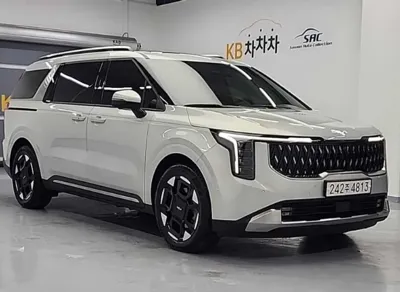 Kia Canival · 2024 год