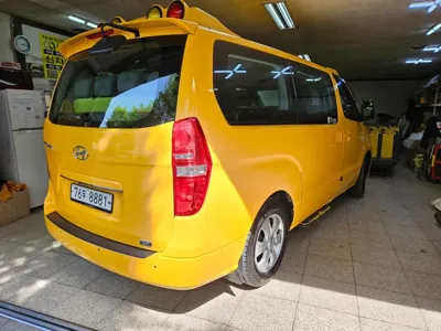 Hyundai Starex 2019, 98355 км, за 14113.17 USD