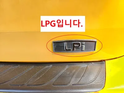 Hyundai Starex 2019, 98355 км, за 14113.17 USD - фото 15