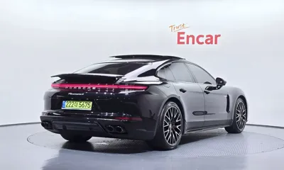 Porsche Panamera 2025, 27256 км, за 123778.57 USD