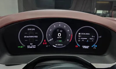 Porsche Panamera 2025, 27256 км, за 123778.57 USD - фото 8