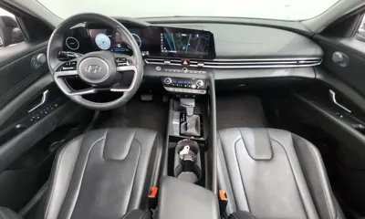 Hyundai Avante 2023, 62476 км, за 12182.42 USD - фото 7