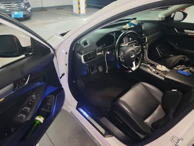 Honda Accord 2018, 94900 км, за 14594 USD - фото 17