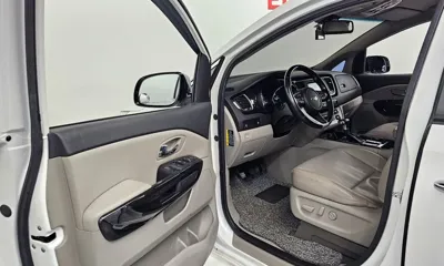 Kia Canival 2019, 88928 км, за 9771.99 USD - фото 10