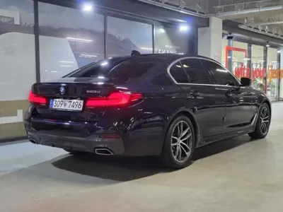 BMW 5-Series 2021, 93213 км, за 22638.58 USD