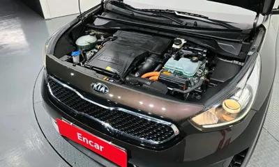 Kia Niro 2017, 102523 км, за 8385.88 USD - фото 6