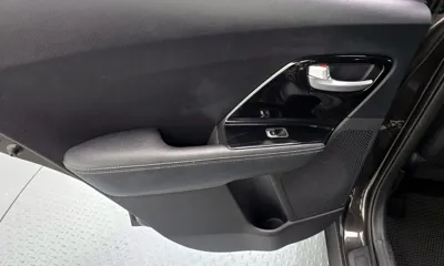 Kia Niro 2017, 102523 км, за 8385.88 USD - фото 25