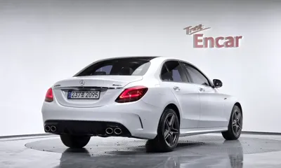 Mercedes-Benz C-Class 2019, 70640 км, за 15562.93 USD
