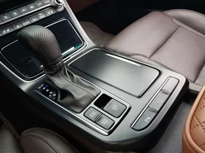 Hyundai Grandeur 2018, 100512 км, за 11487.46 USD - фото 15
