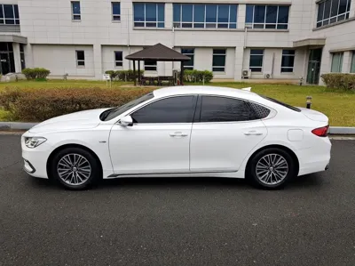 Hyundai Grandeur 2018, 100512 км, за 11487.46 USD - фото 19