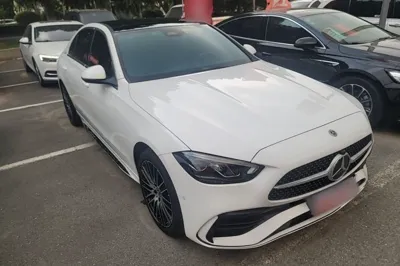Mercedes-Benz C-Class 2023, 30900 км, за 30591 USD