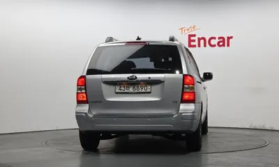 Kia Canival 2008, 124079 км, за 1717.87 USD