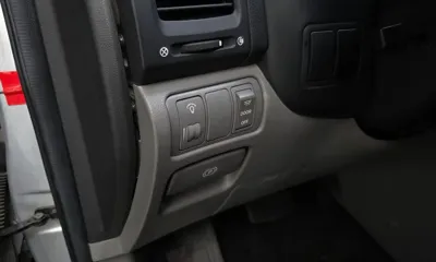 Kia Canival 2008, 124079 км, за 1717.87 USD - фото 18