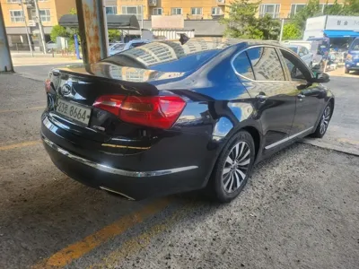 Kia K7 2012, 244073 км, за 1962.72 USD