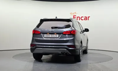 Hyundai Santafe 2016, 148717 км, за 5814.34 USD