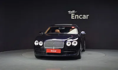 Bentley Flying Spur 2017, 61384 км, за 40658.38 USD