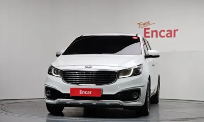 Kia Canival 2017, 118282 км, за 7417.62 USD