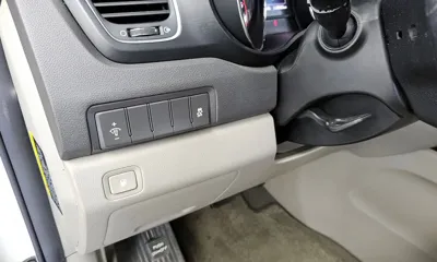 Kia Canival 2017, 118282 км, за 7417.62 USD - фото 16