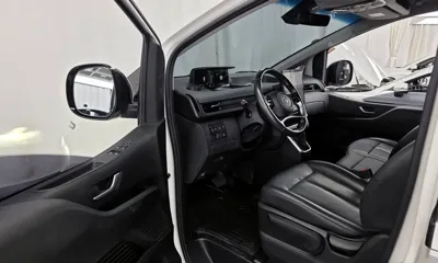 Hyundai Staria 2022, 88848 км, за 15302.46 USD - фото 10