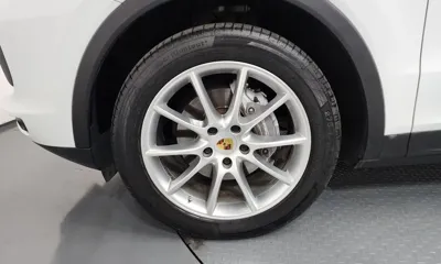 Porsche Cayenne 2020, 115058 км, за 41674.79 USD