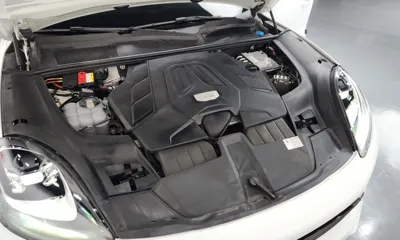 Porsche Cayenne 2020, 115058 км, за 41674.79 USD - фото 6