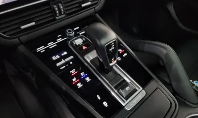Porsche Cayenne 2020, 115058 км, за 41674.79 USD - фото 9