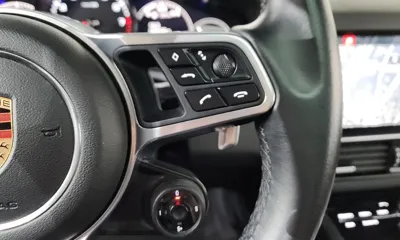 Porsche Cayenne 2020, 115058 км, за 41674.79 USD - фото 17