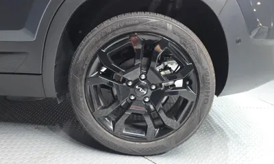 Kia Seltos 2023, 5946 км, за 17133.56 USD - фото 21