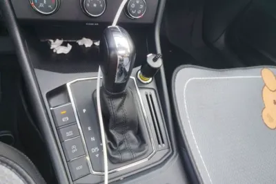 Volkswagen Lavida 2021, 34800 км, за 10900 USD - фото 13