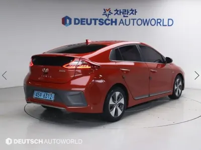 Hyundai Ioniq 2018, 156826 км, за 6400.06 USD