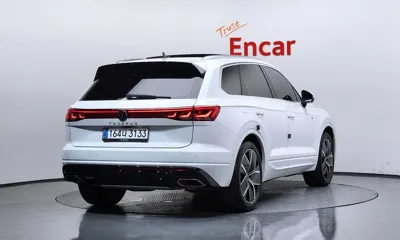 Volkswagen Touareg 2025, 19254 км, за 55939.42 USD