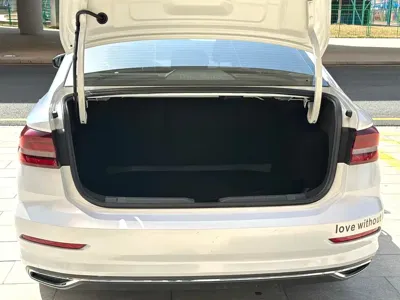 Volkswagen Lavida 2021, 41000 км, за 8334.07 USD - фото 12
