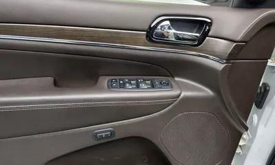 Jeep Cherokee 2019, 98357 км, за 14006.52 USD - фото 19