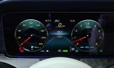 Mercedes-Benz E-Class 2023, 13221 км, за 49855.47 USD - фото 8
