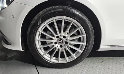 Mercedes-Benz E-Class 2022, 16039 км, за 30279.34 USD