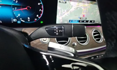 Mercedes-Benz E-Class 2022, 16039 км, за 30249.83 USD - фото 9