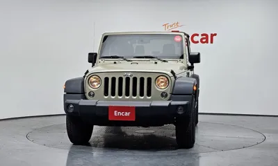 Jeep Wrangler 2017, 34811 км, за 15601.63 USD