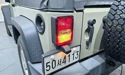 Jeep Wrangler 2017, 34811 км, за 15601.63 USD - фото 23