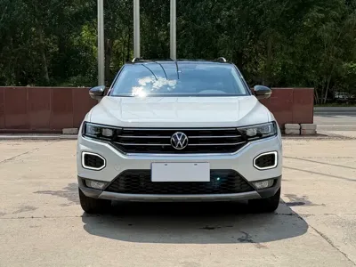 Volkswagen T-Roc 2021, 30000 км, за 14572.56 USD