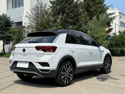 Volkswagen T-Roc 2021, 30000 км, за 14572.56 USD