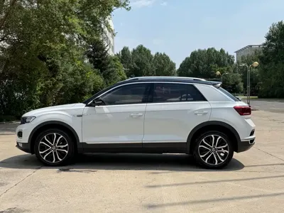 Volkswagen T-Roc 2021, 30000 км, за 14572.56 USD - фото 8
