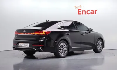 Kia K7 2020, 96989 км, за 11093.61 USD
