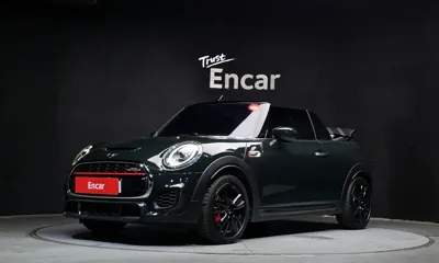 MINI Cooper Convertible · 2021 год