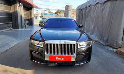 Rolls-Royce Ghost 2024, 2792 км, за 370174.77 USD