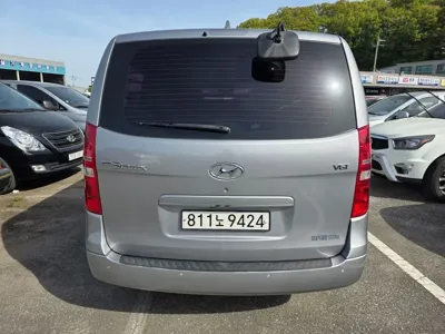Hyundai Starex 2018, 150188 км, за 6147.55 USD - фото 6