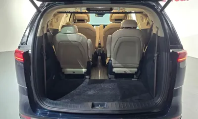 Kia Canival 2022, 49114 км, за 66096.03 USD - фото 20
