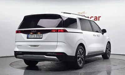 Kia Canival 2023, 56227 км, за 17814.55 USD