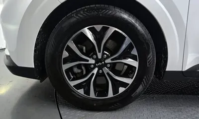 Kia Canival 2023, 56227 км, за 17814.55 USD