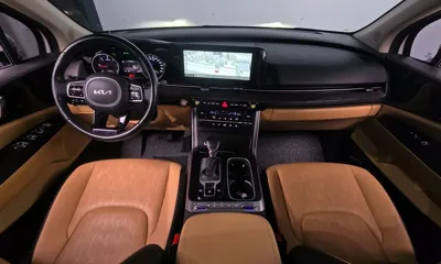 Kia Canival 2023, 56227 км, за 17814.55 USD - фото 7