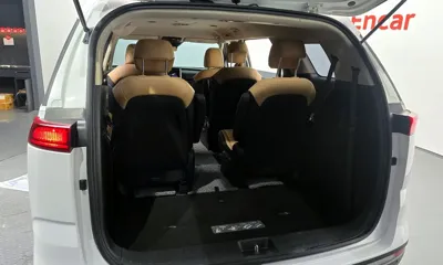Kia Canival 2023, 56227 км, за 17814.55 USD - фото 20